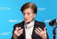 Adela Cortina: «Hay que estar muy alerta para que la inteligencia artificial no vulnere derechos sociales y económicos»