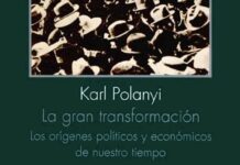 Karl Polanyi y La gran transformación: por qué el mercado no puede gobernar toda la sociedad Portada verde del libro La gran transformación de Karl Polanyi con una fotografía histórica de una multitud